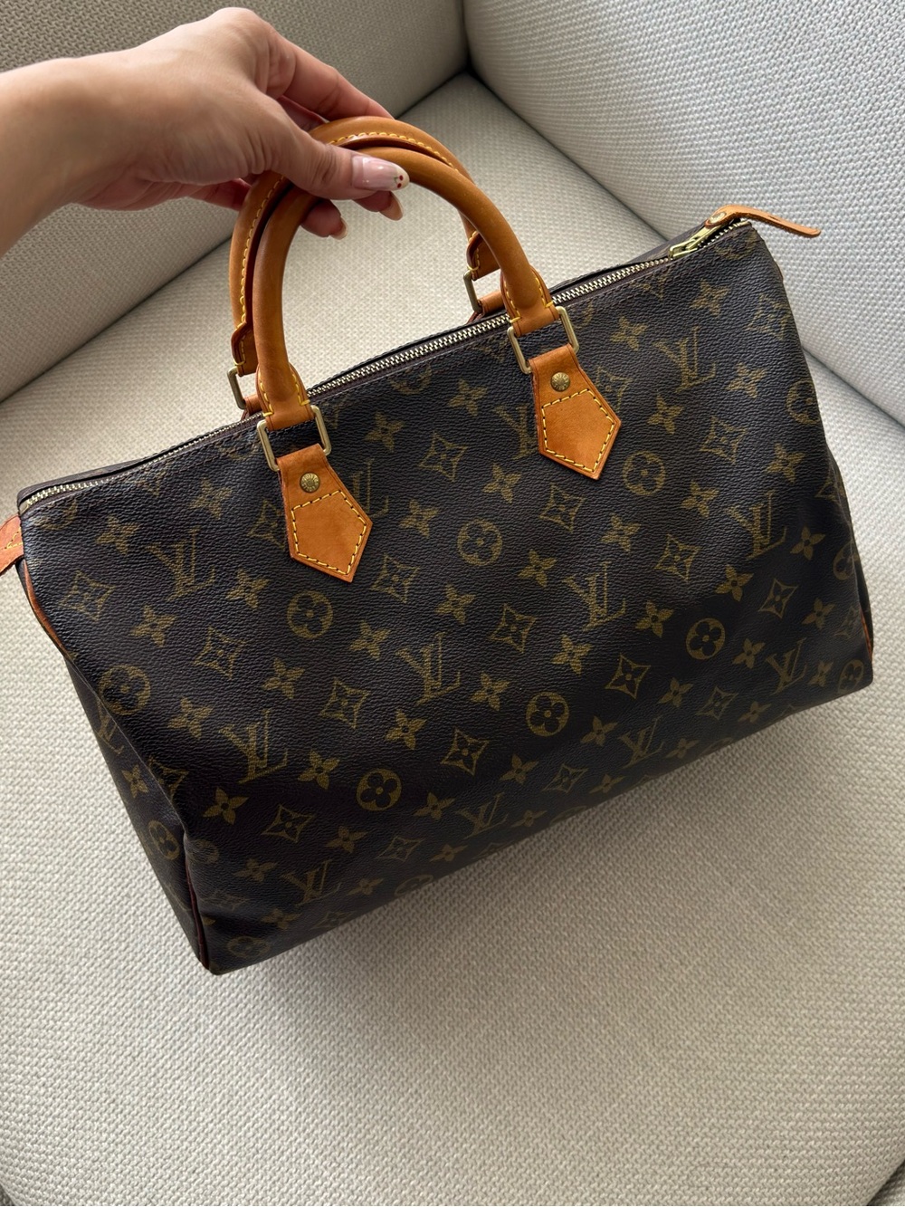 Louis Vuitton Monogram Speedy 35